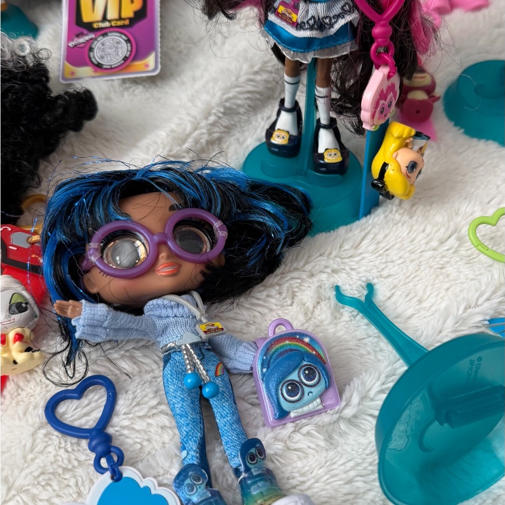 Disney Doorables Adoorbs dolls. Series 1 with the 3 mystery and Stitch doll. - Picture 14 of 15